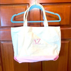delta zeta beach bag, cream and light pink color